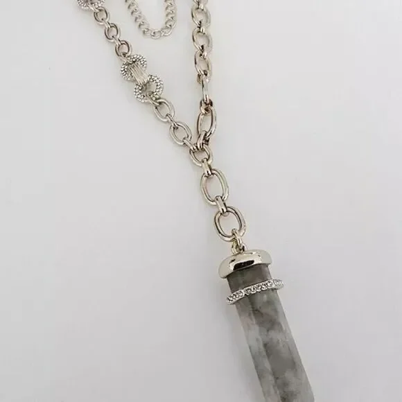 WHITE HOUSE BLACK MARKET GOLD TONE CUT CRYSTAL GREY STONE 21"-25" NECKLACE NWOT - Picture 2 of 4